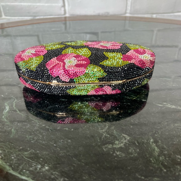 Loren Bell Swarovski EGG shaped crystal Floral purse - Picture 4 of 9